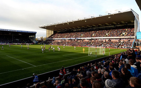 他的登场不 他的登场不